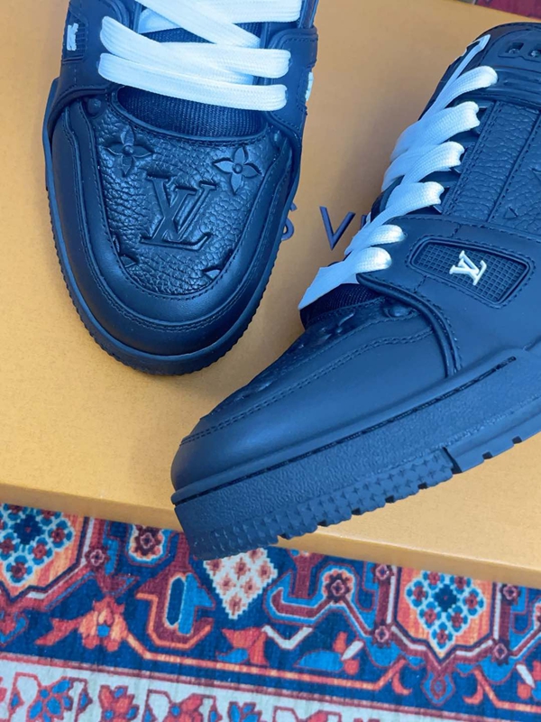 ルイヴィトン靴内部構造